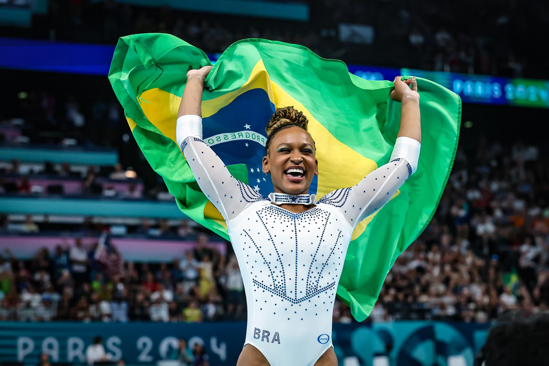 Rebeca Andrade destaca emoção do Dia Olímpico