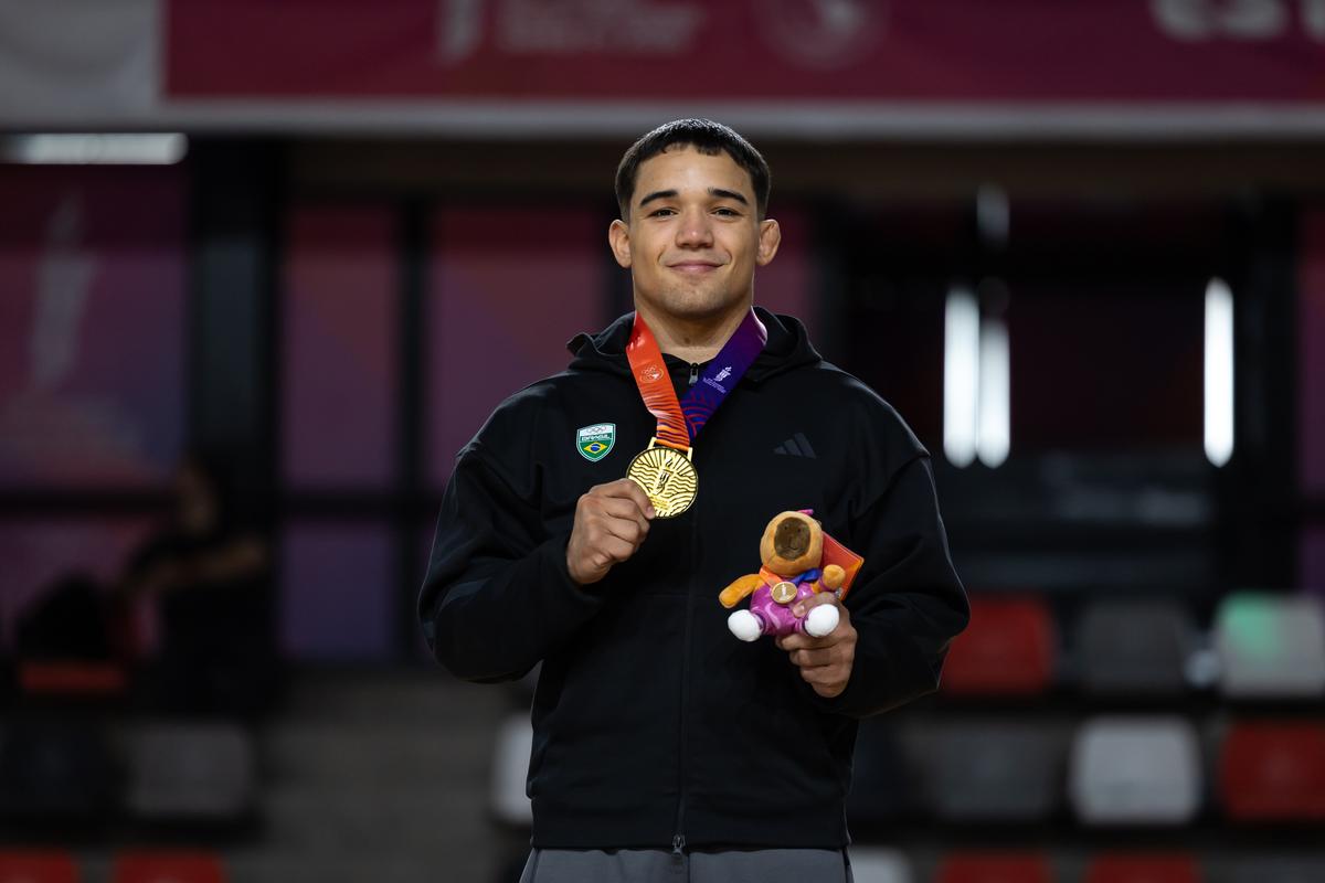Judô brasileiro comemora sete medalhas no primeiro dia de Santa Fé 2026 com festa especial