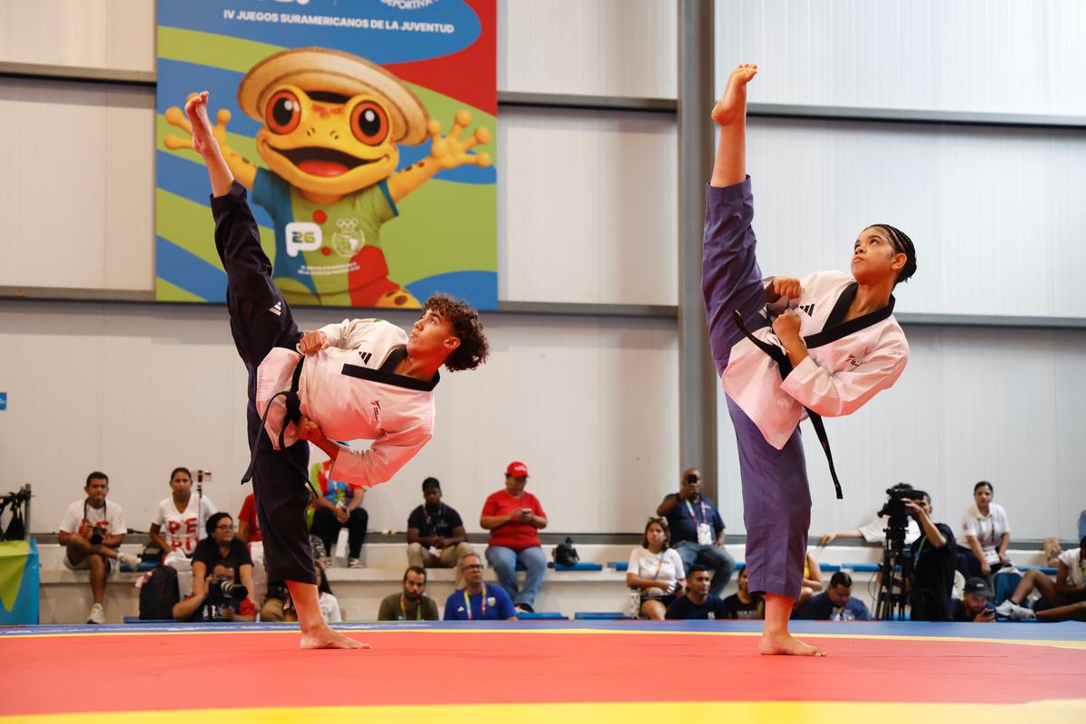 Ana Gonçalves e Ygor Monção conquistam as primeiras medalhas do Taekwondo