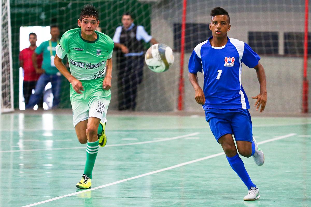 Rodrygo celebra volta do futsal aos Jogos da Juventude CAIXA e dá dica aos atletas: “aproveitem a oportunidade”