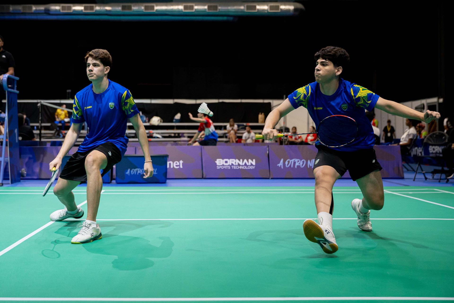 Fhelipe Teixeira e Marcos de Almeida formam dupla masculina pelo Brasil no Panamá. Foto: Léo Barrilari/COB Fhelipe Teixeira e Marcos de Almeida formam dupla masculina pelo Brasil no Panamá