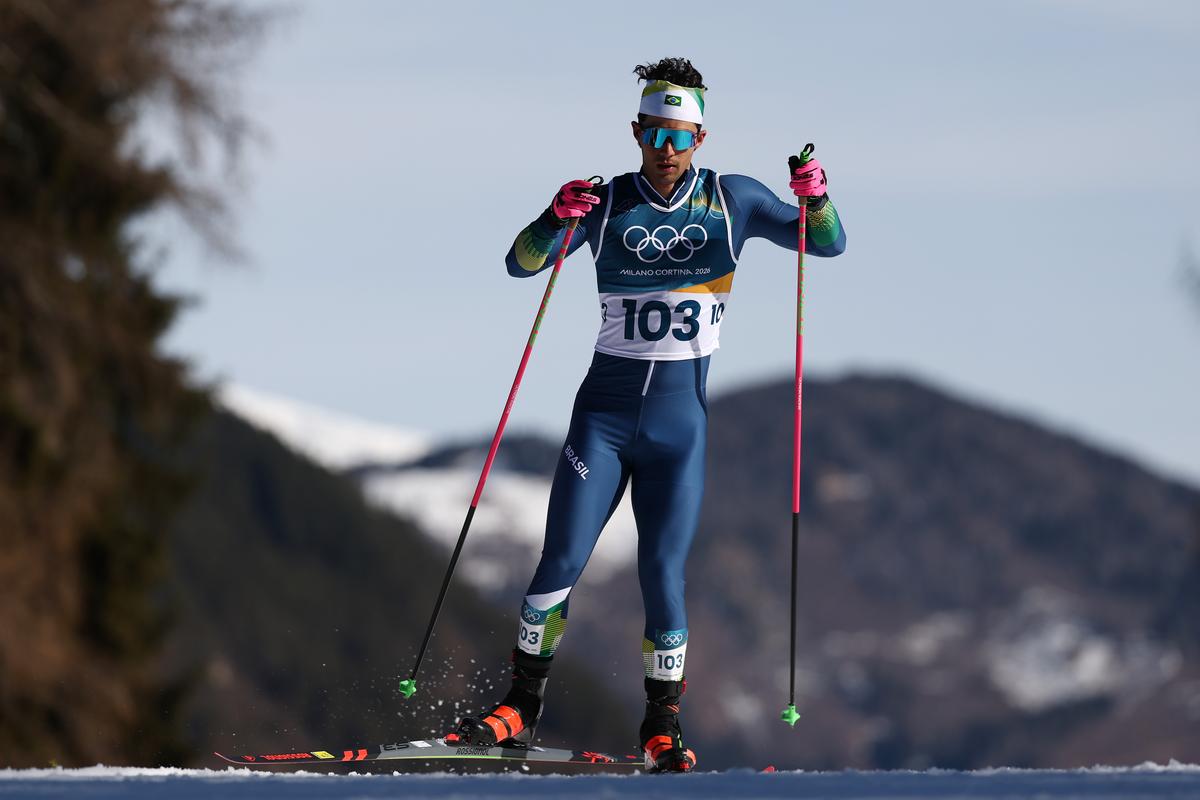 Alex Pantling/Getty Images Manex Silva completa 10km livre no esqui cross country entre os 100 primeiros em Milão-Cortina 2026