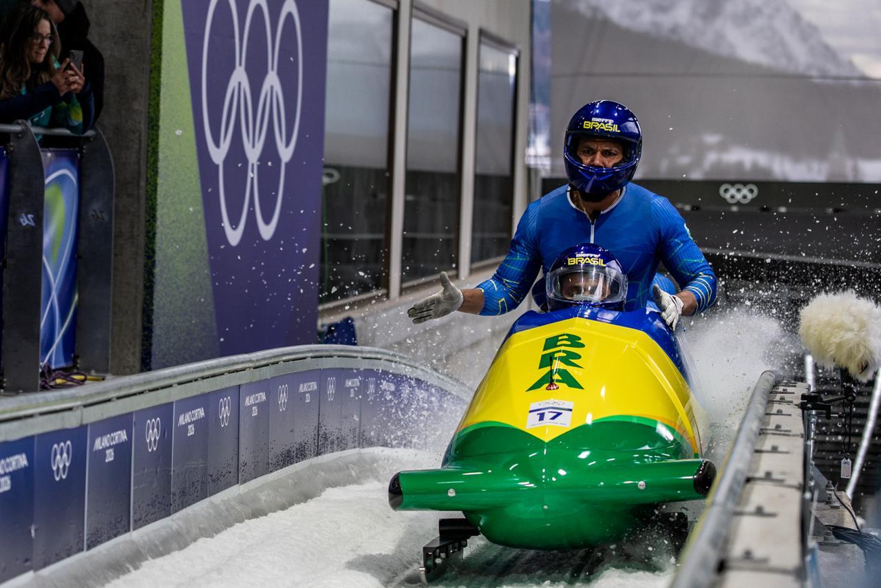 Bobsled brasileiro faz seu melhor resultado nos Jogos Olímpicos de Inverno