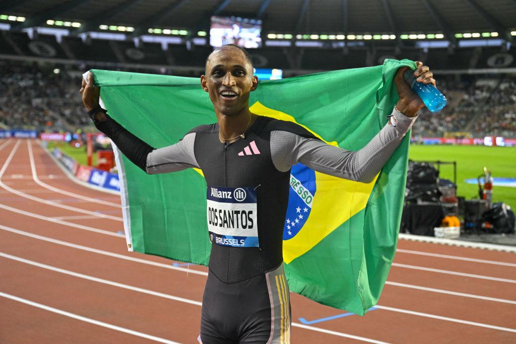 Alison dos Santos é bicampeão da Diamond League